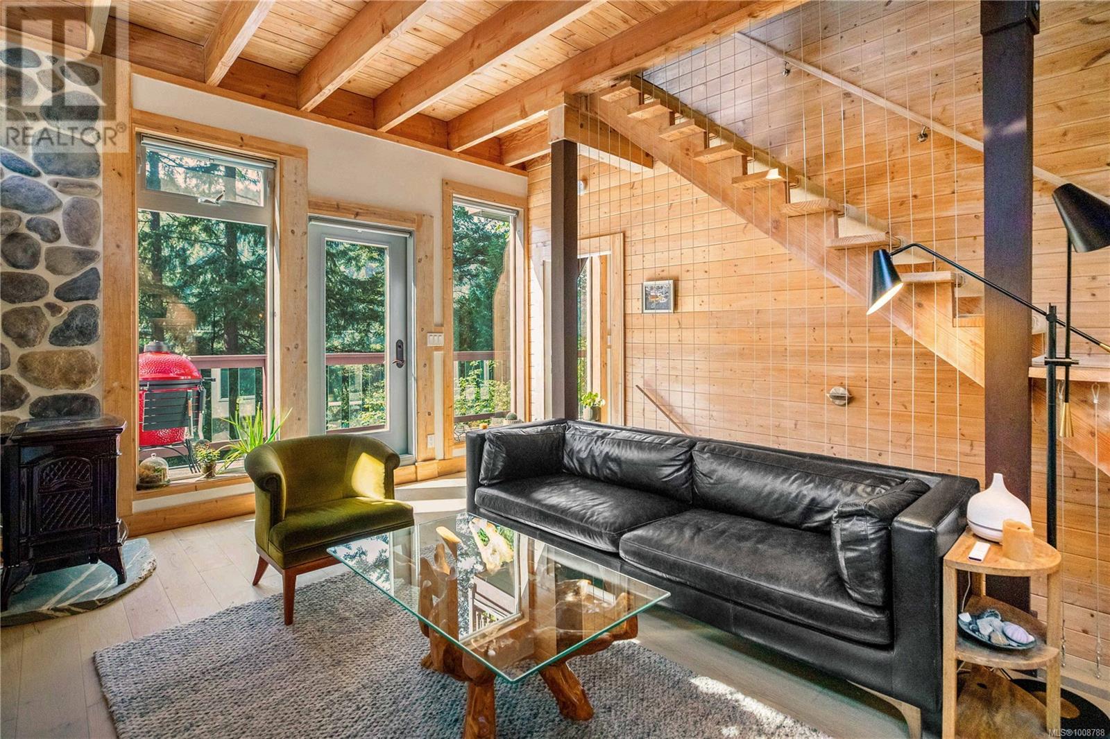 1709/1713 Falcon Heights Rd, Langford