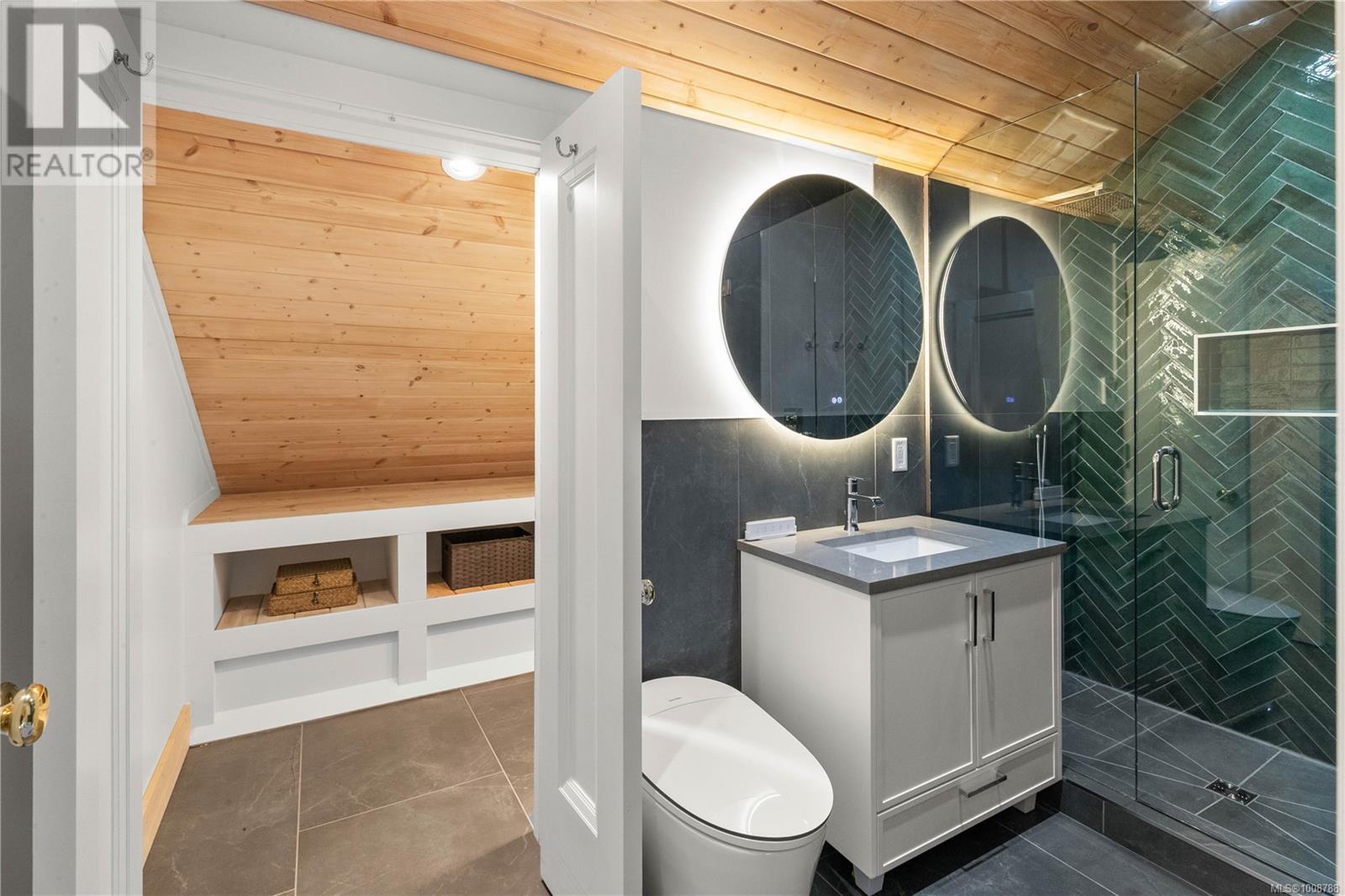 1709/1713 Falcon Heights Rd, Langford