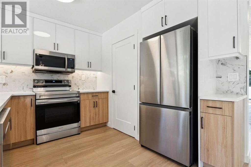 Single Family House for Sale in  Silver Springs Road NW Silver Springs Calgary 