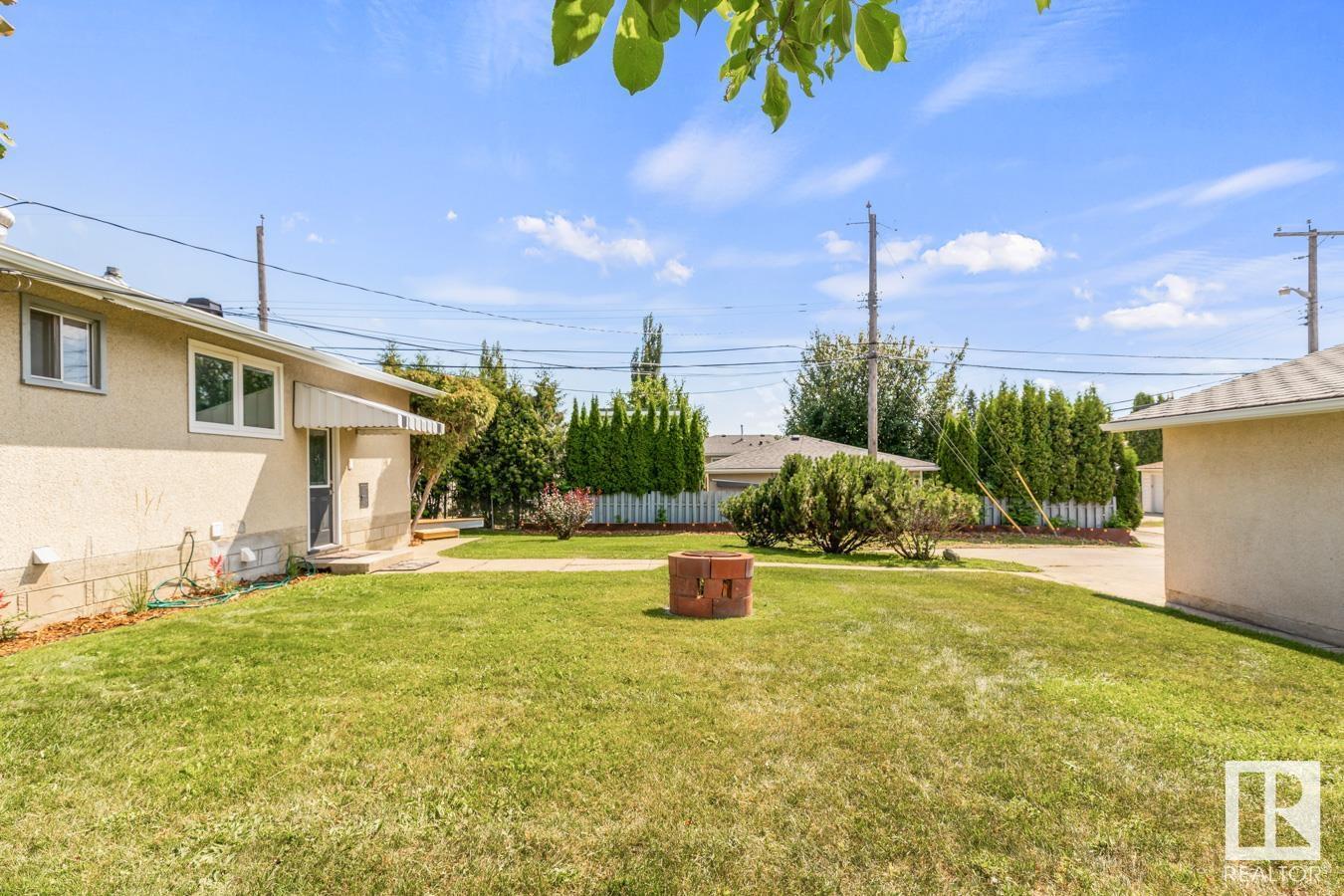 Photo 42 of 13908 57 St Nw, Edmonton AB