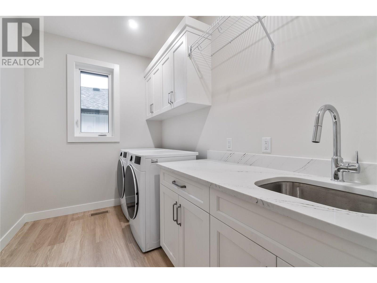 Photo 31 of 3534 16 Avenue Ne, Salmon Arm BC