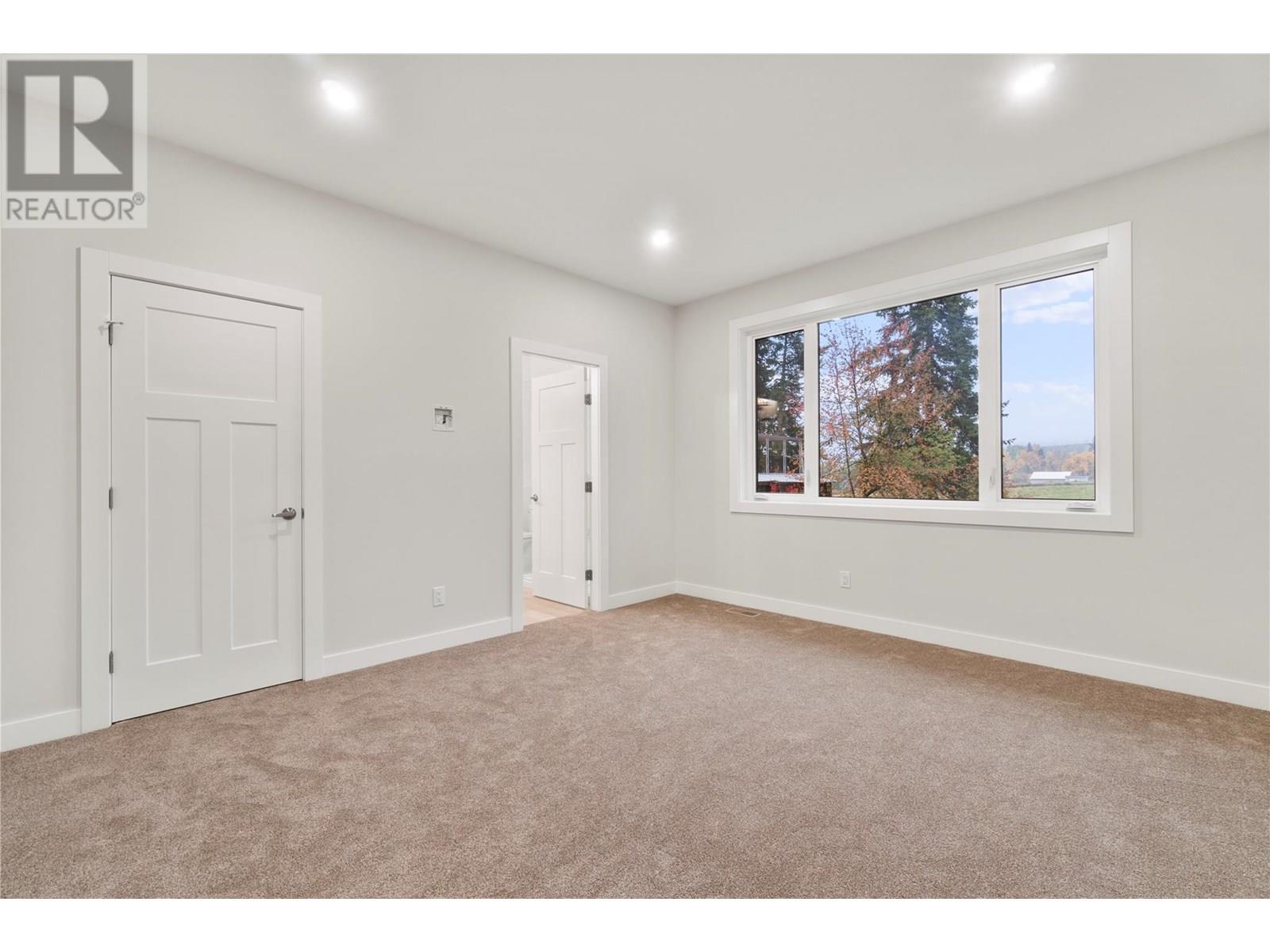 Photo 21 of 3534 16 Avenue Ne, Salmon Arm BC