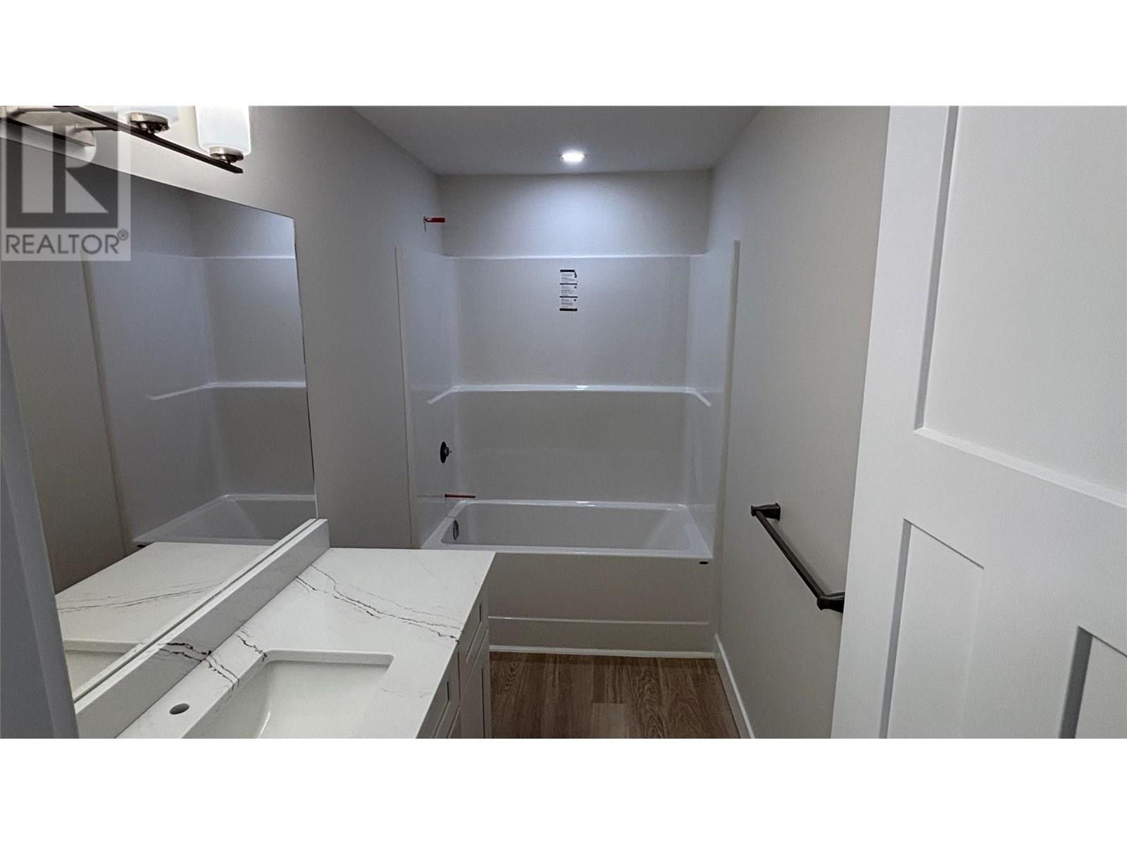 Photo 38 of 3534 16 Avenue Ne, Salmon Arm BC