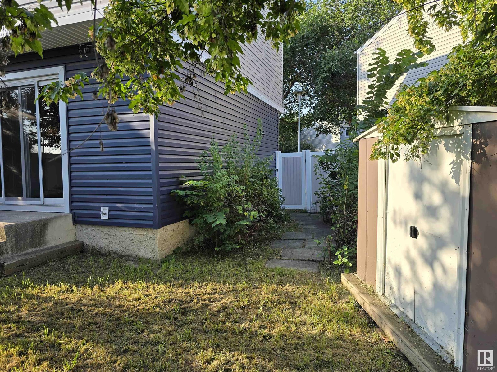 Photo 34 of 137 Habitat Cr Nw, Edmonton AB