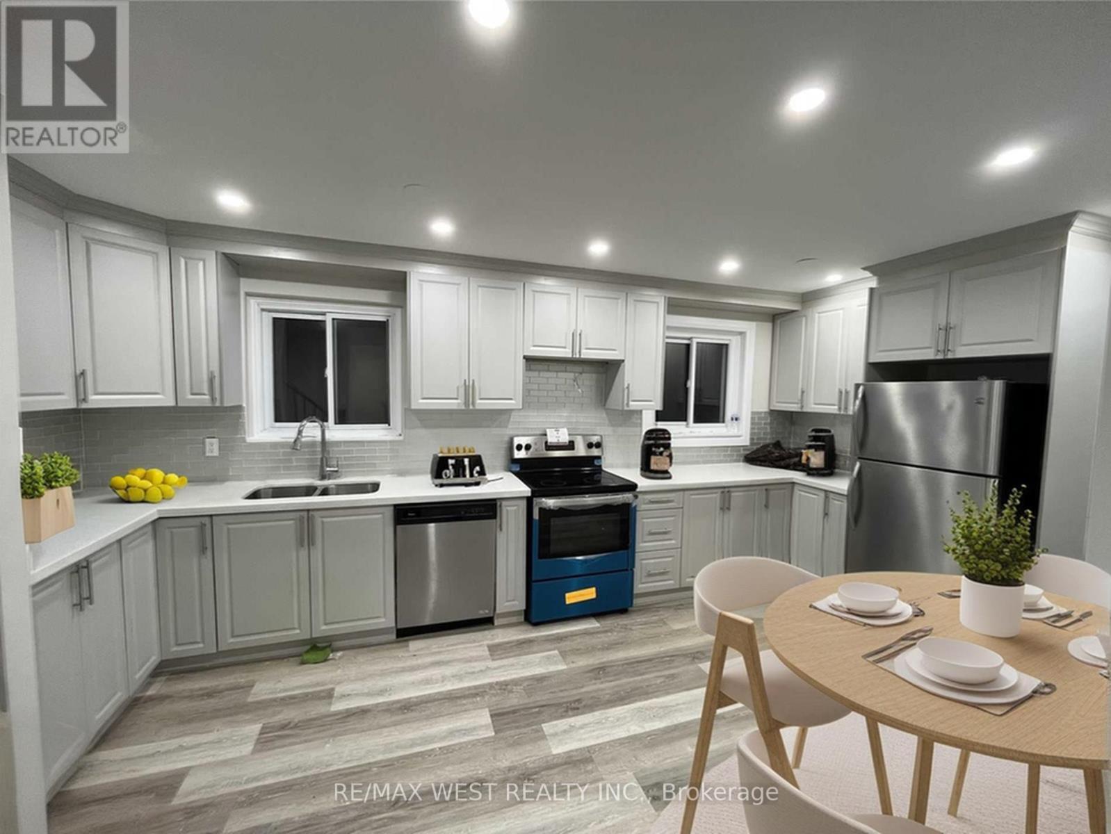 Photo 3 of Upper 322 Hansen Road, Brampton ON
