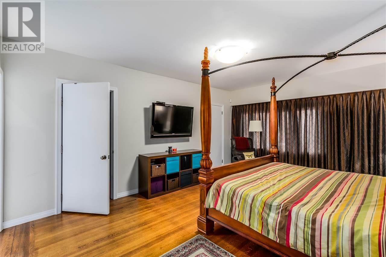5975 CHANCELLOR BOULEVARD, Vancouver