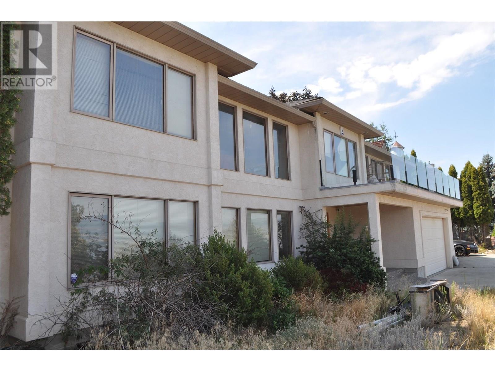 Photo 11 of 391 Stellar Drive, Kelowna BC