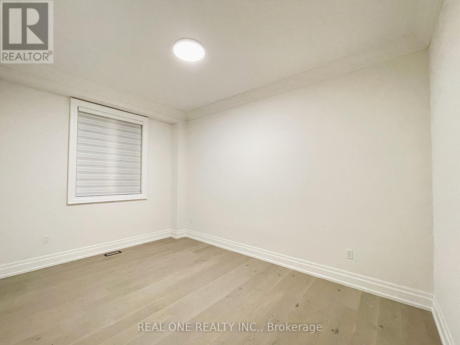 Photo 44 of 46 Hughson Drive, Markham ON