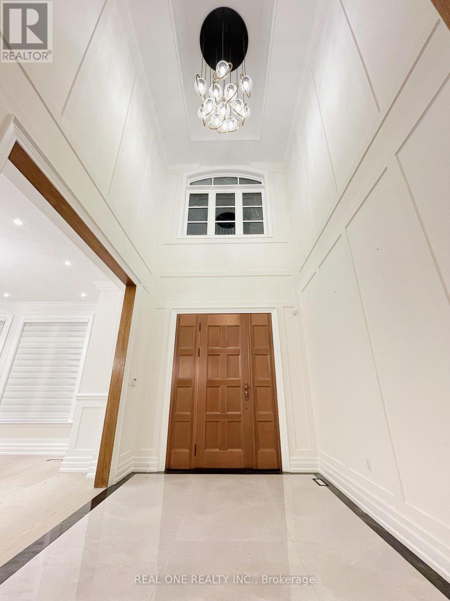 Photo 38 of 46 Hughson Drive, Markham ON