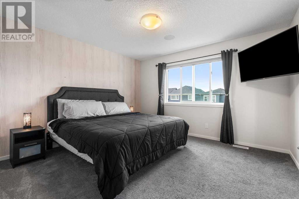 Photo 18 of 96 Belmont Terrace Sw, Calgary AB