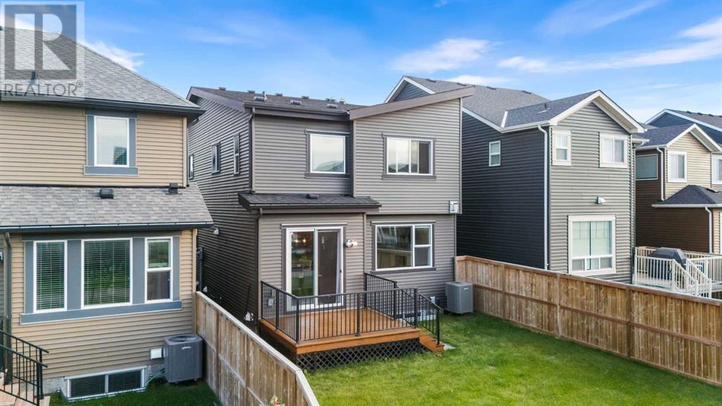 Photo 35 of 96 Belmont Terrace Sw, Calgary AB