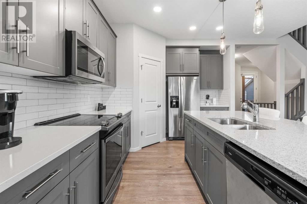 Photo 8 of 96 Belmont Terrace Sw, Calgary AB