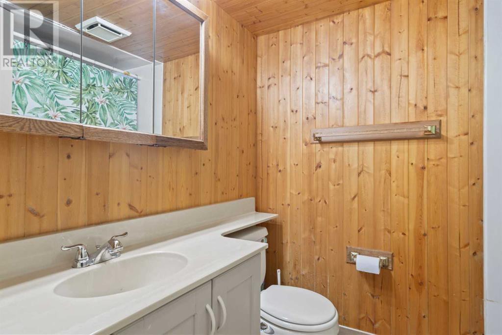 Single Family House Bungalow for Sale in   Avenue NE Pineridge Calgary 