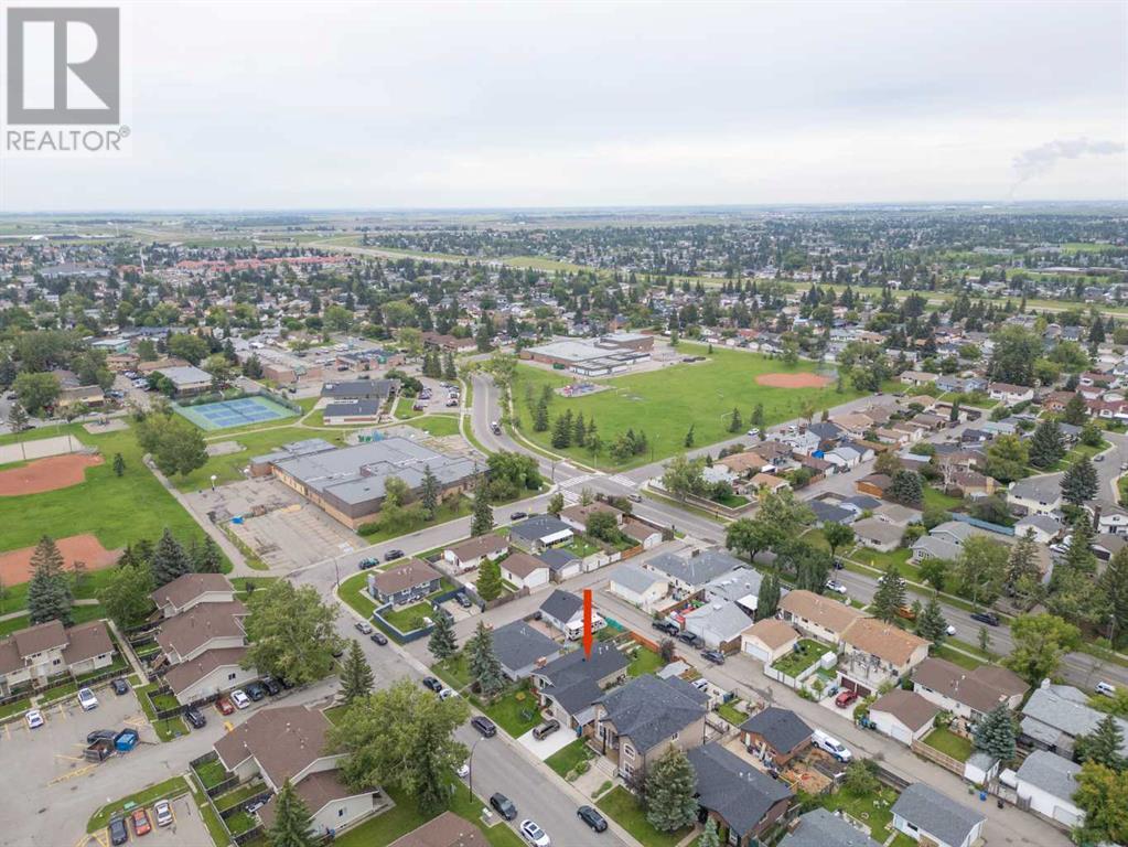 Single Family House Bungalow for Sale in   Avenue NE Pineridge Calgary 
