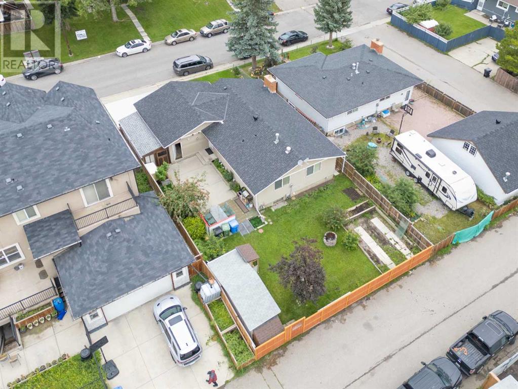 Single Family House Bungalow for Sale in   Avenue NE Pineridge Calgary 