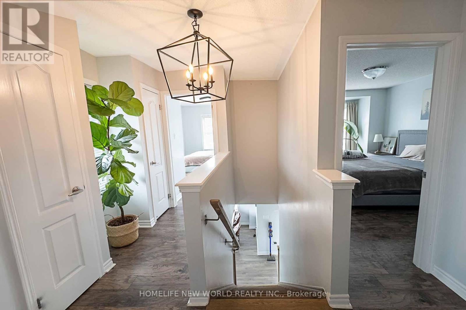 Photo 6 of 1593 Leblanc Court S, Milton ON