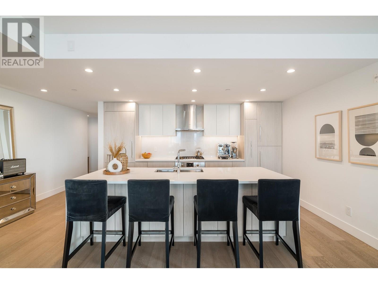 Photo 22 of 504 177 W 3rd Street, North Vancouver BC