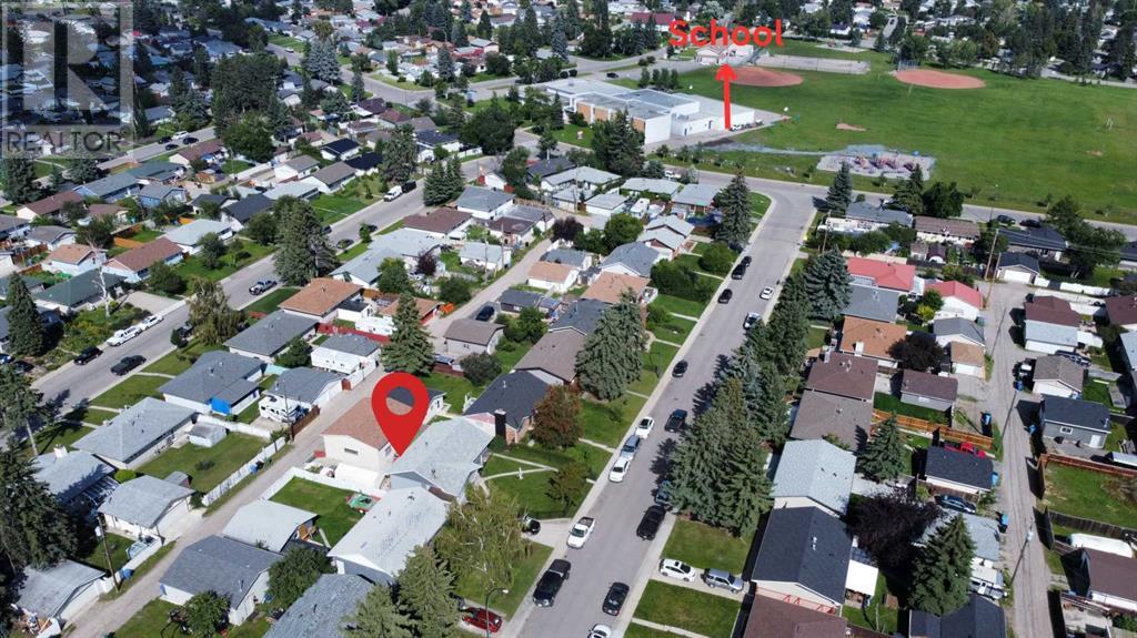 Single Family House Bungalow for Sale in  Forman Crescent SE Forest Heights Calgary 