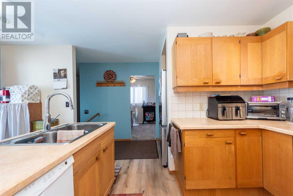 Single Family House Bungalow for Sale in  Forman Crescent SE Forest Heights Calgary 