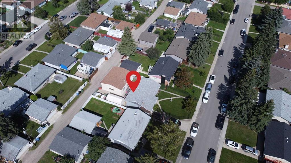 Single Family House Bungalow for Sale in  Forman Crescent SE Forest Heights Calgary 