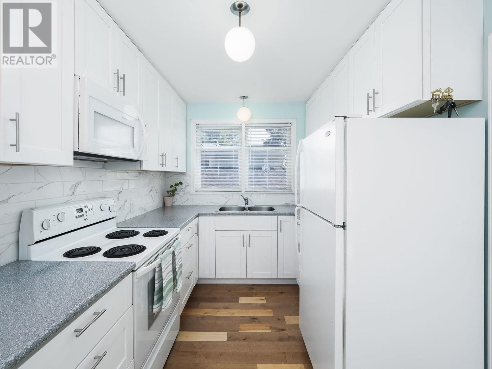 Photo 21 of 560 Watrous Street, Prince George BC