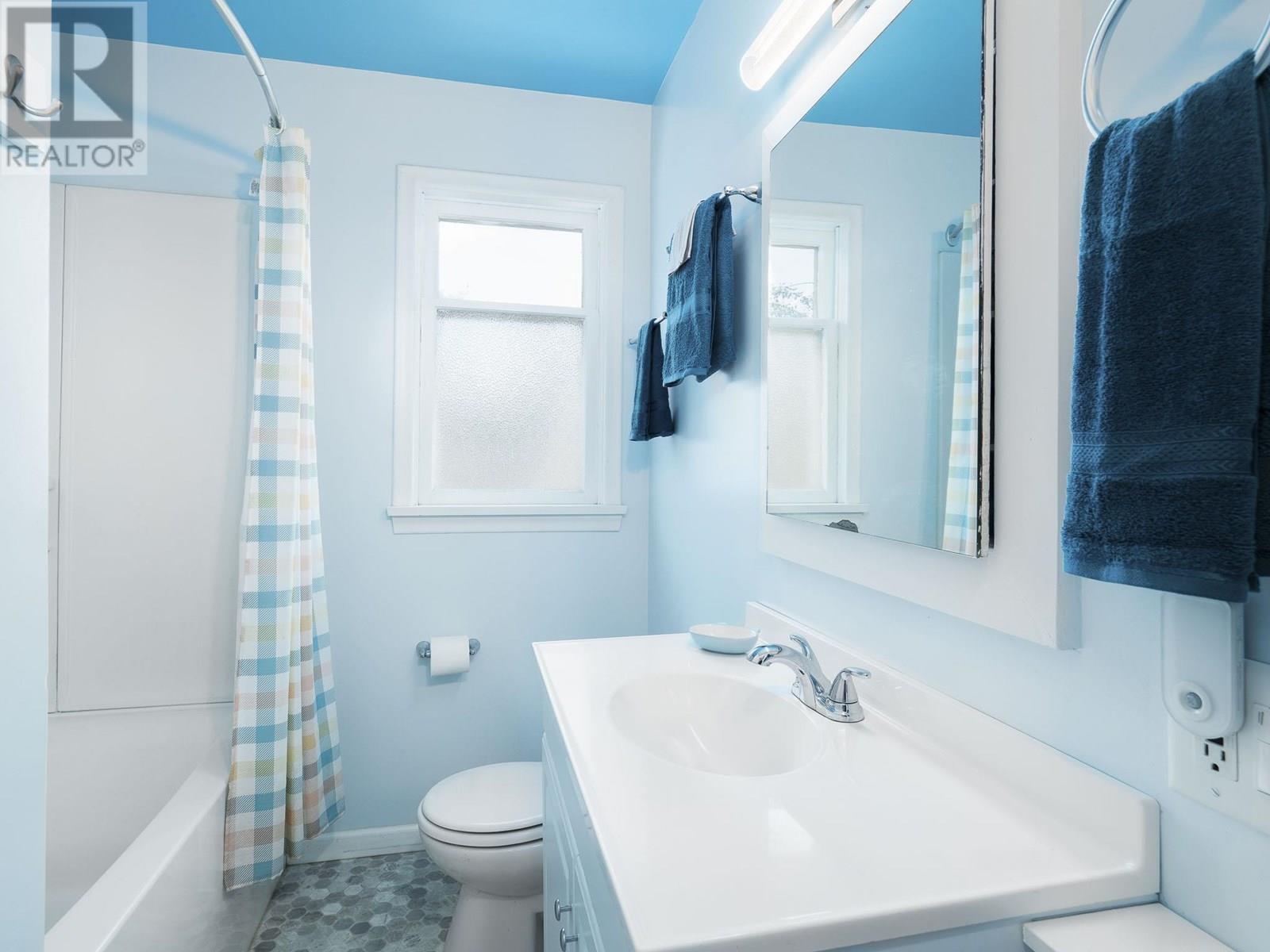 Photo 25 of 560 Watrous Street, Prince George BC