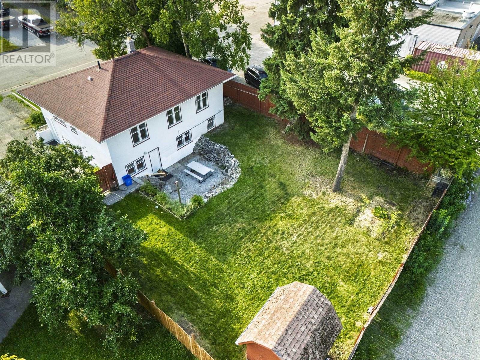 Photo 3 of 560 Watrous Street, Prince George BC