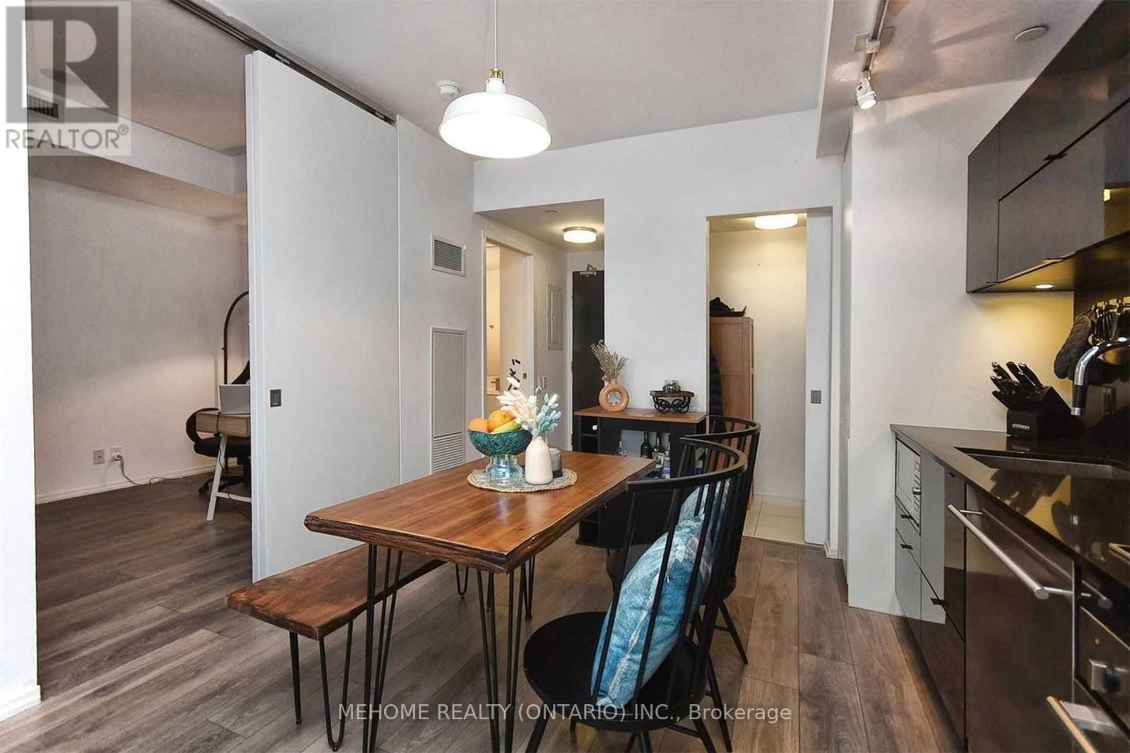 Photo 16 of 2106 125 Peter Street, Toronto ON