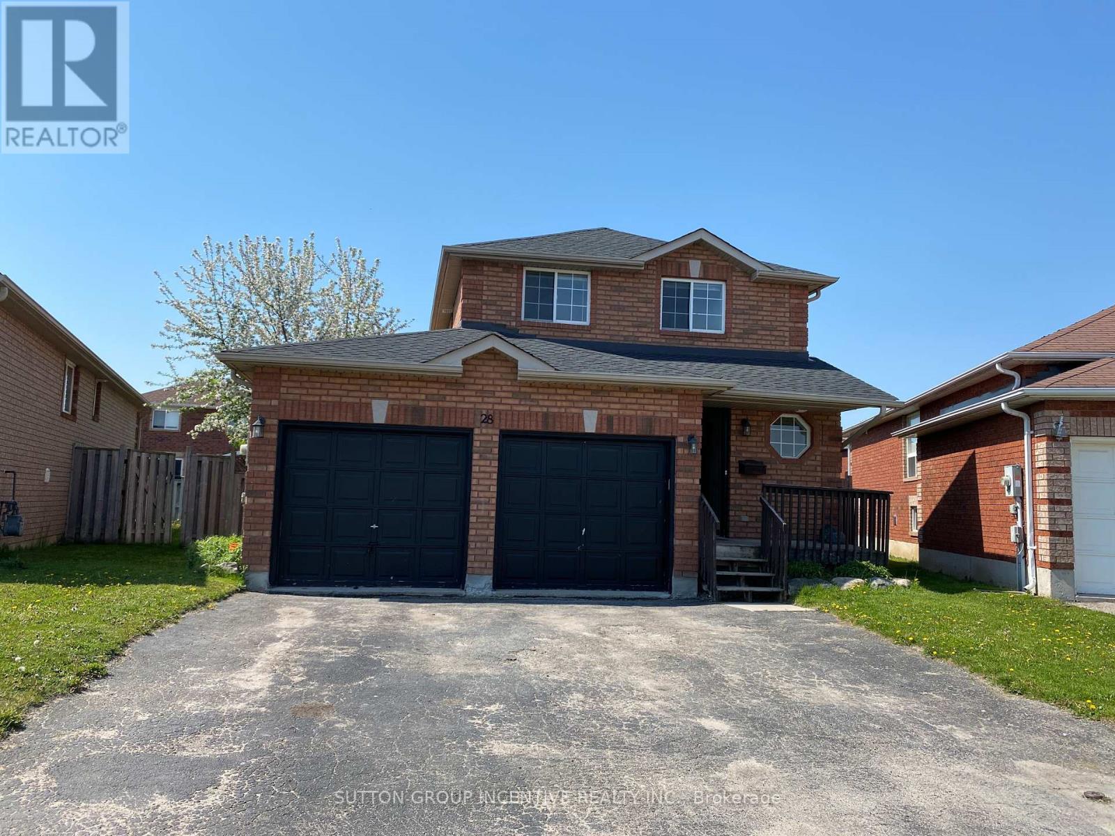 Photo 1 of 28 Weymouth Road, Barrie ON
