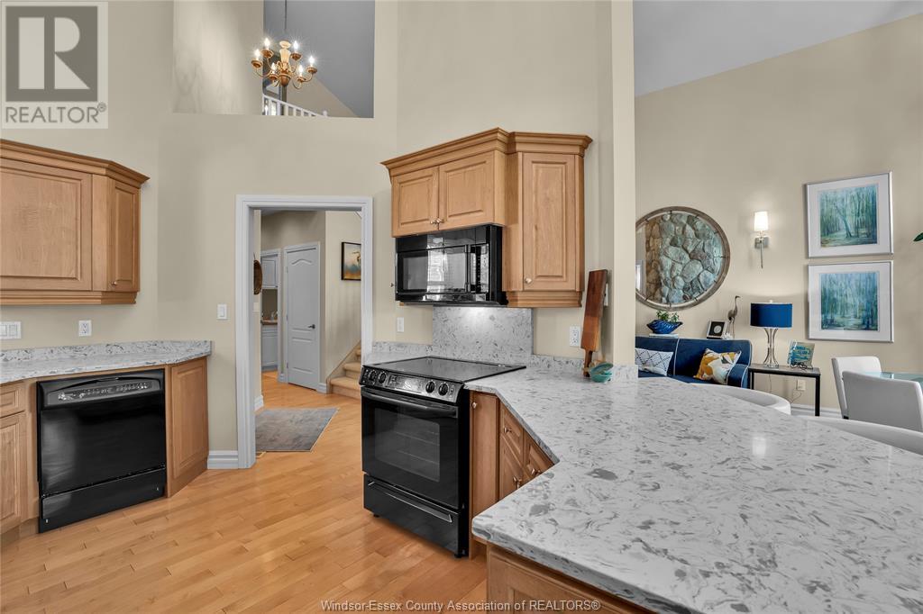 Photo 34 of 71 Red Oak Crescent, Amherstburg ON