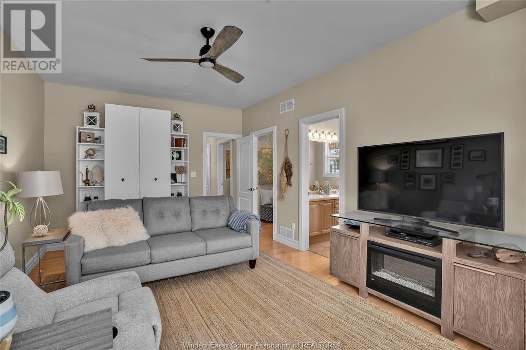 Photo 44 of 71 Red Oak Crescent, Amherstburg ON