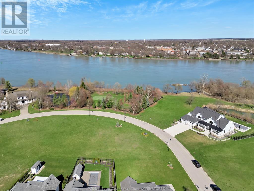 Photo 5 of 104 Riverwalk Crescent, Amherstburg ON