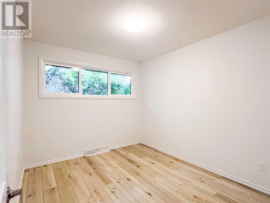 Single Family House Bungalow for Sale in  Malibou Road SW Meadowlark Park Calgary 