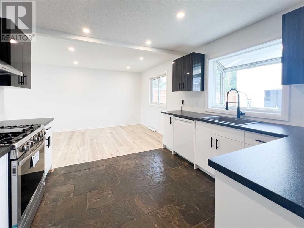 Single Family House Bungalow for Sale in  Malibou Road SW Meadowlark Park Calgary 