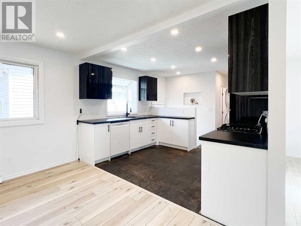 Single Family House Bungalow for Sale in  Malibou Road SW Meadowlark Park Calgary 