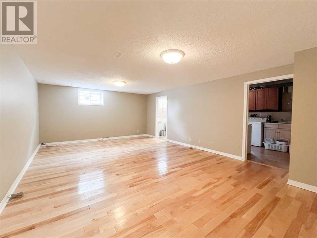 Single Family House Bungalow for Sale in  Malibou Road SW Meadowlark Park Calgary 