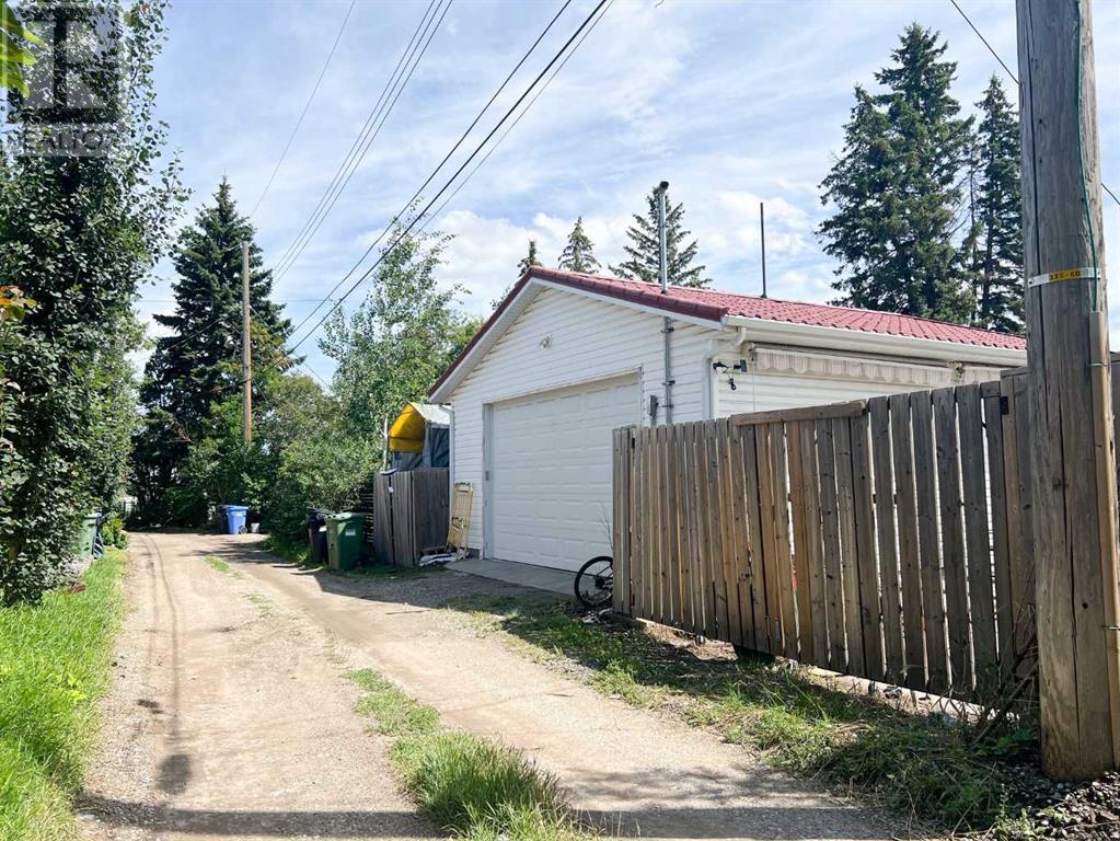 Single Family House Bungalow for Sale in  Malibou Road SW Meadowlark Park Calgary 