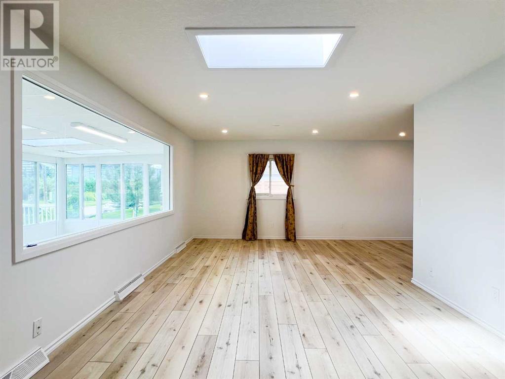 Single Family House Bungalow for Sale in  Malibou Road SW Meadowlark Park Calgary 