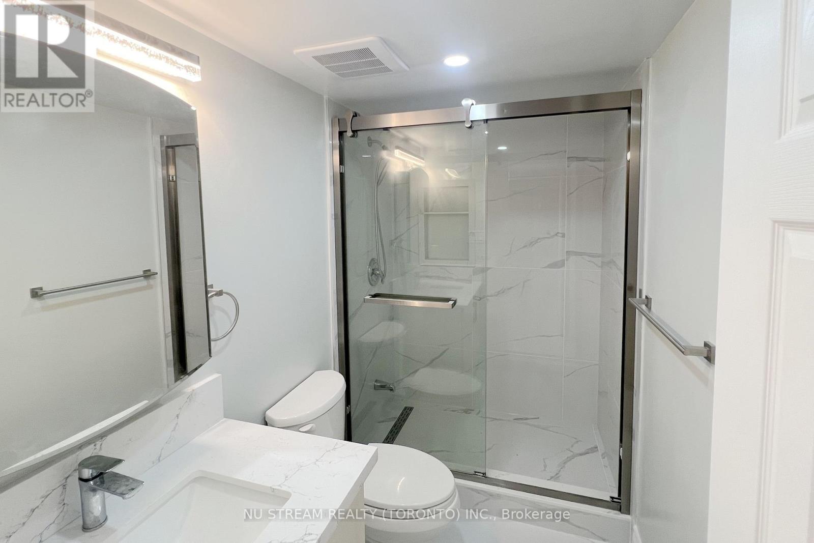 Photo 12 of Basement 332 Taylor Mills Drive S, Richmond Hill ON
