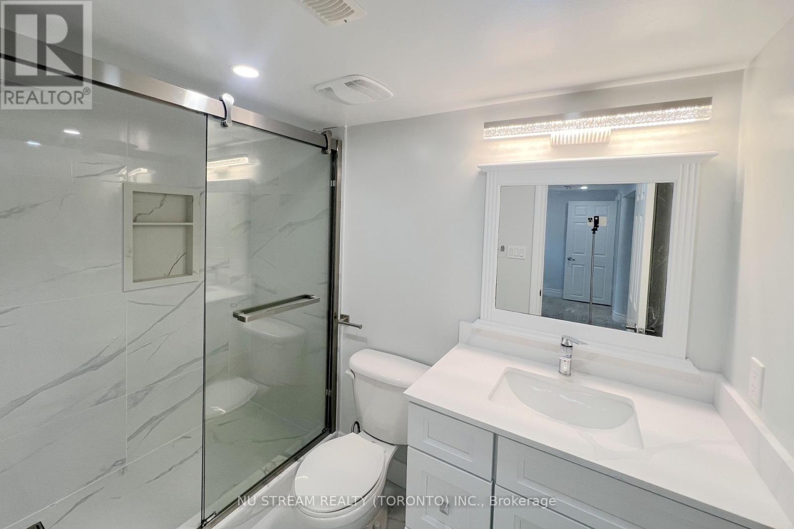 Photo 15 of Basement 332 Taylor Mills Drive S, Richmond Hill ON