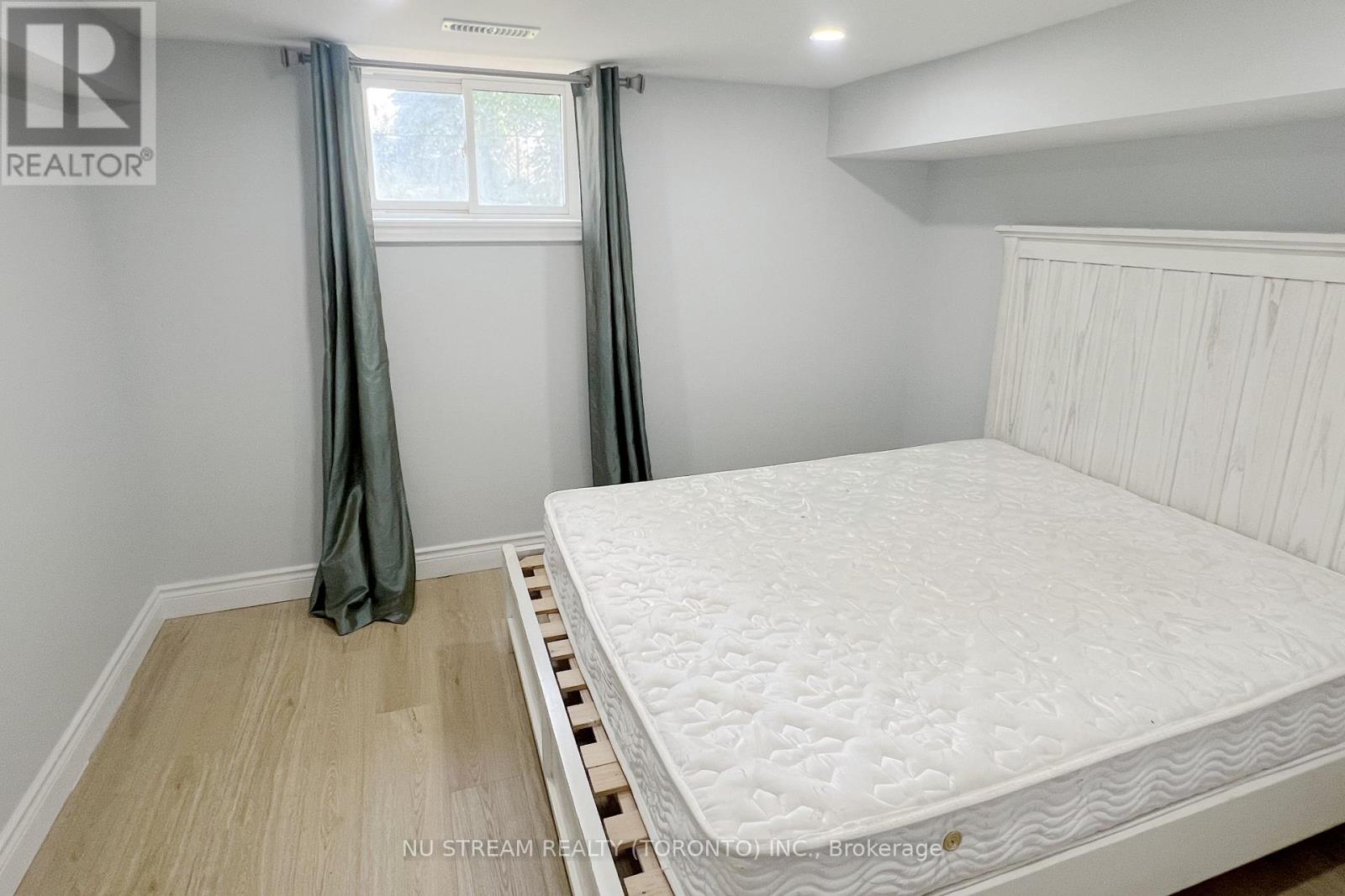 Photo 16 of Basement 332 Taylor Mills Drive S, Richmond Hill ON
