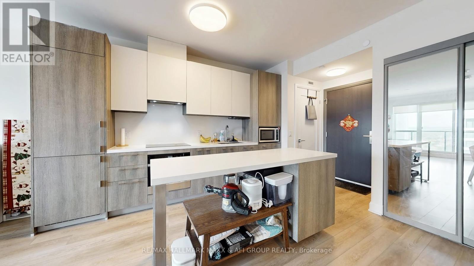 Photo 17 of 2209 8 Water Walk Drive, Markham ON
