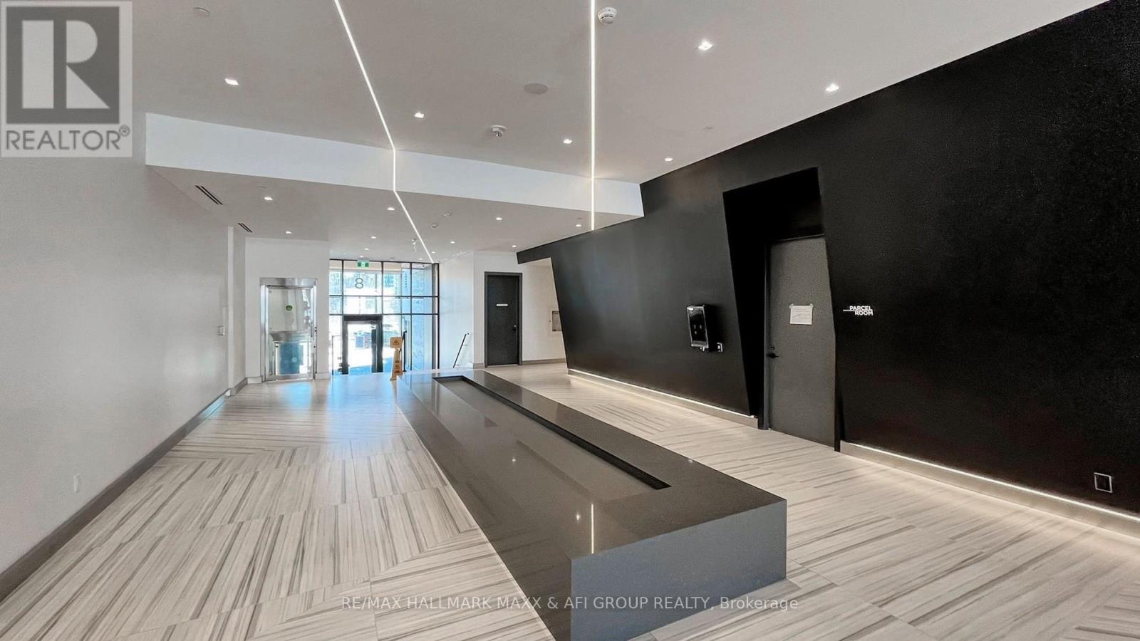 Photo 4 of 2209 8 Water Walk Drive, Markham ON