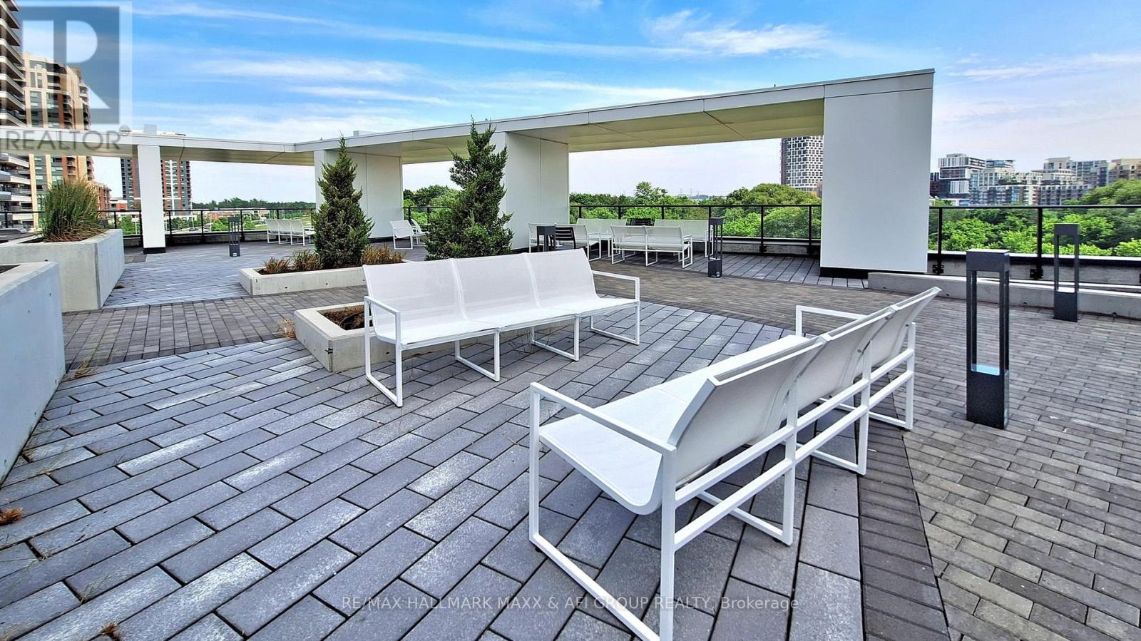Photo 44 of 2209 8 Water Walk Drive, Markham ON