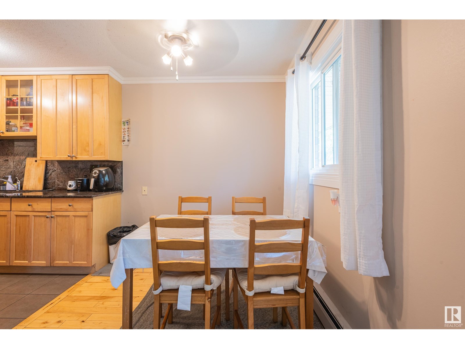 Photo 13 of 404 9925 83 Av Nw, Edmonton AB