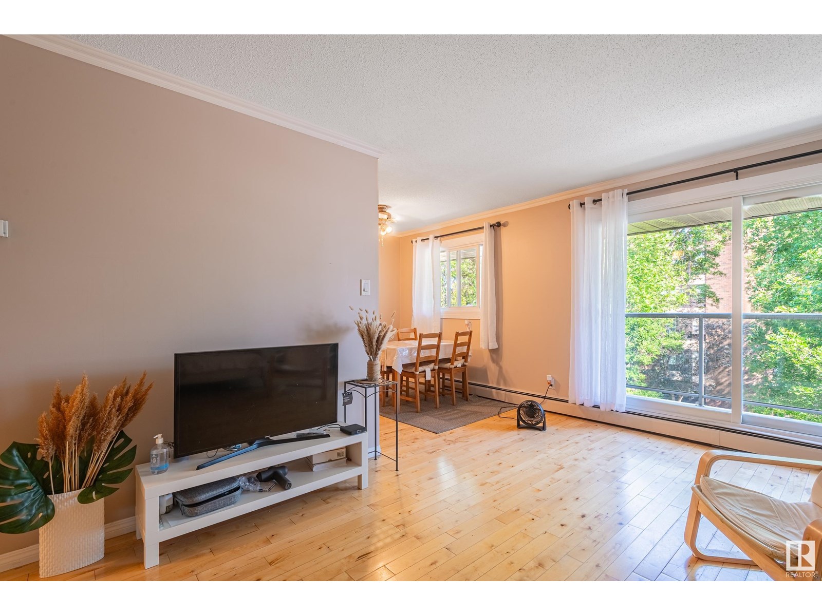 Photo 25 of 404 9925 83 Av Nw, Edmonton AB