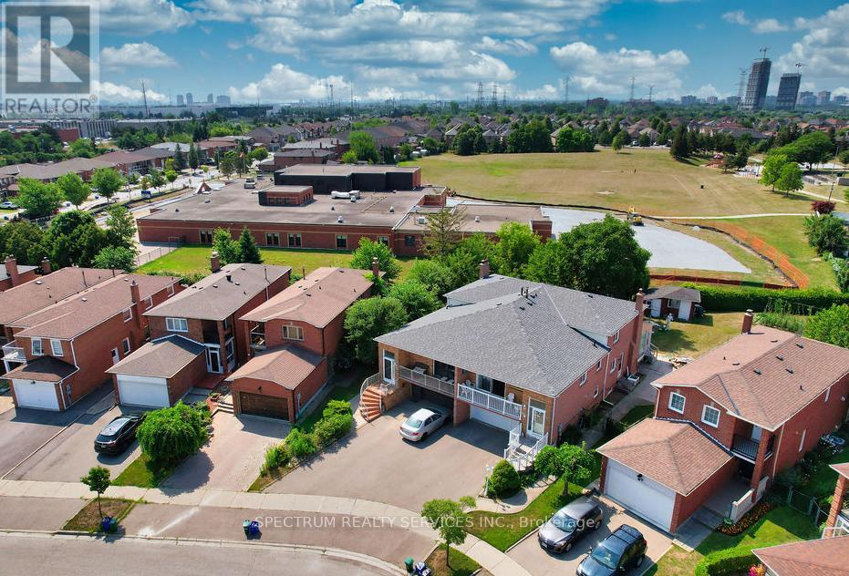 Photo 2 of 20 Terra Road, Vaughan ON
