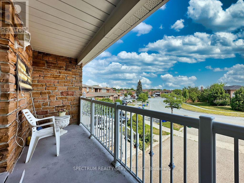 Photo 9 of 20 Terra Road, Vaughan ON