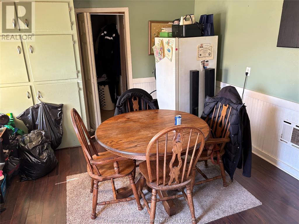 Photo 8 of 68 Sheldon Avenue, Chatham ON