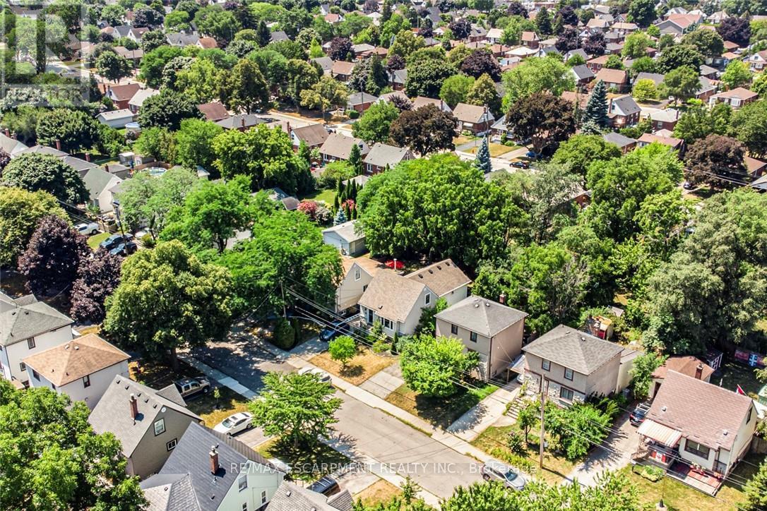 Photo 37 of 140 East 35th Street, Hamilton ON